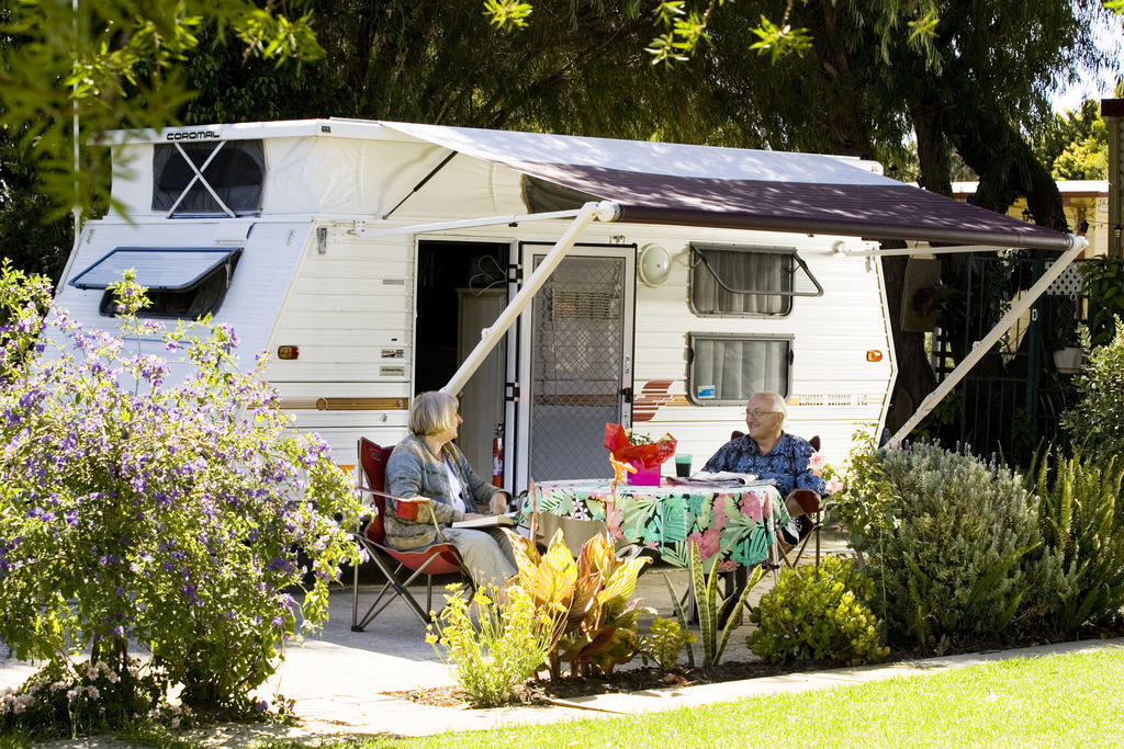 Hotel Acclaim Kingsway Tourist Park Madeley Zewnętrze zdjęcie